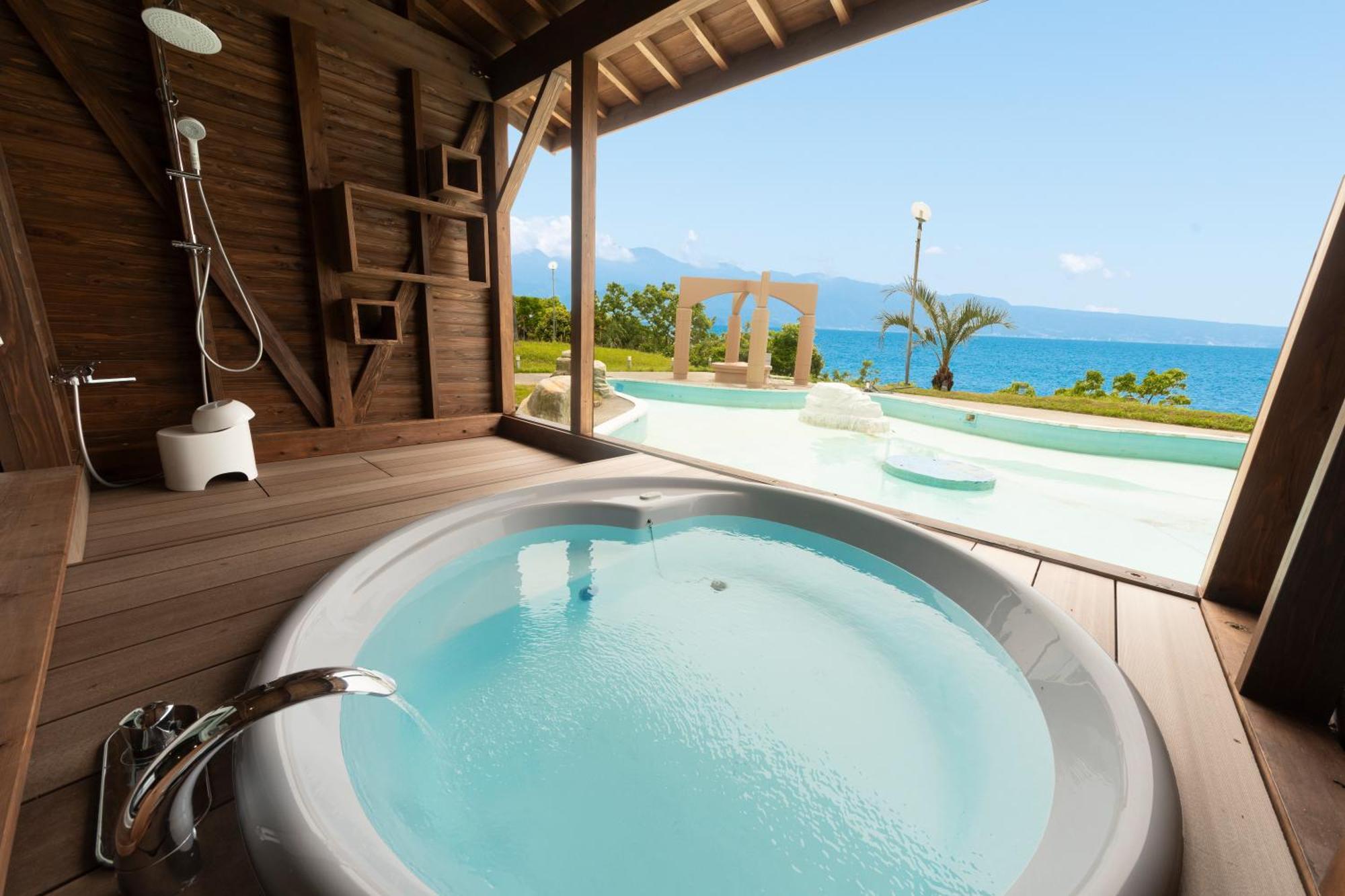 Nagasaki Chapel Coconuts Hotel ＆Resort Isahaya Luaran gambar